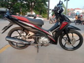 ស្រីណុច