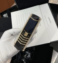 Vertu Man