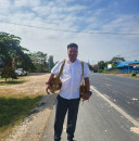 អ្នកក្រ ឆេវឆាវ