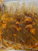 ម៉ាក់ស្រីខួច​ សាច់គោអាំង​ នំបុ័ង