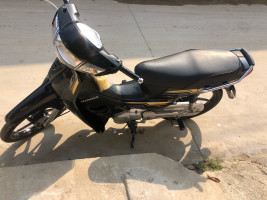 ធឿន ប៊ុនថៃ