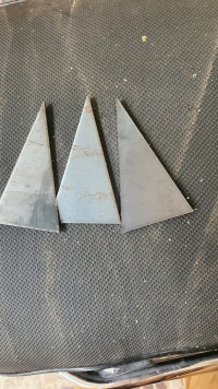 បោះដុំ គ្រឿងជាង