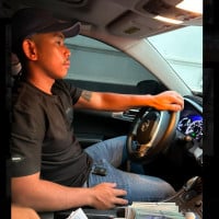 ហេង ដេវិត៚