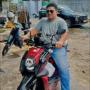 សុភ័ក្រ្ត ហាងកាត់ស៊ុមរូបថត