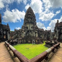 នាំគ្នាពលិកា ឈប់ប្រើរបស់ចោលសៀម