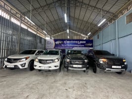 ឃ្លាំងលក់រថយន្ត RS999