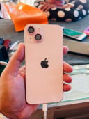 បងស៊ន់ លក់ទូរសព្ទ័ដៃ