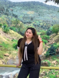 លីលីលក់ម៉ូតូមួយតឹក MOTOR-SHOP