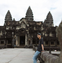 ស៊ឹម ឆាឡាឡា