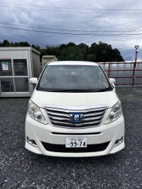 ម៉េងលី​