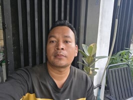 អេតមីន ផ្សារ ខ្មែរ