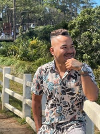 ផល( បងប៊ាវ)