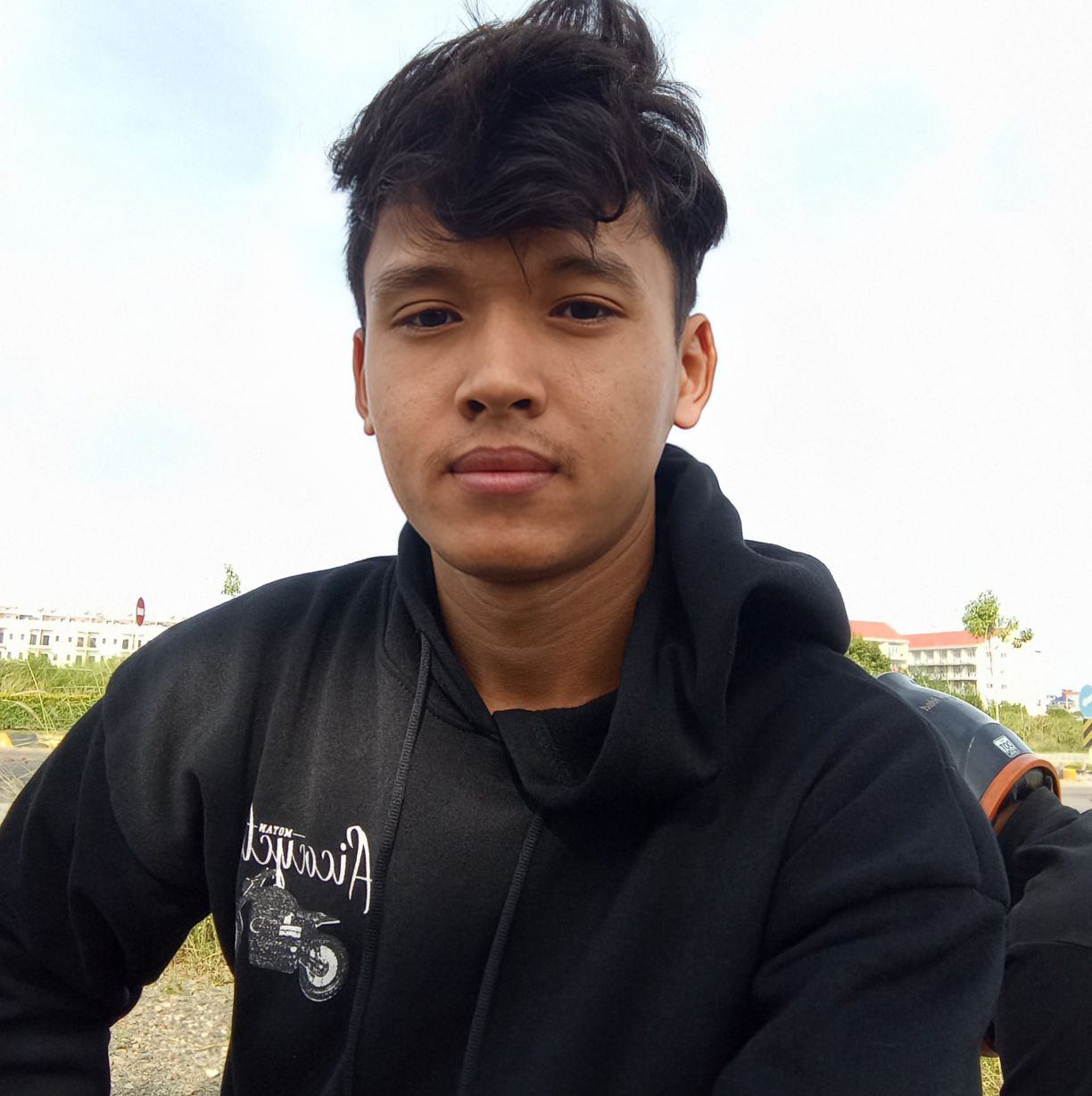 Lok Pozz