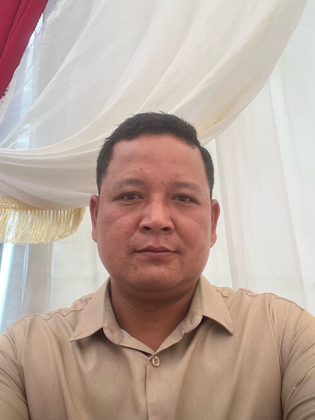 វែង ខេង