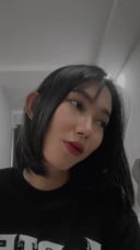 ញ៉េប ស្រីល័ក្ខ