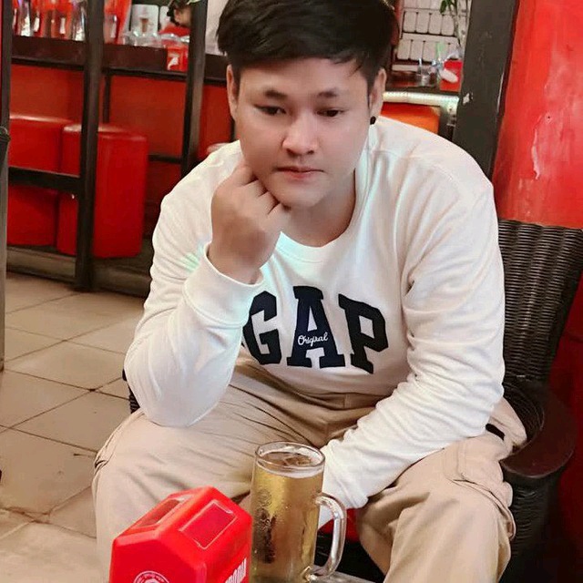 DARA CHIN