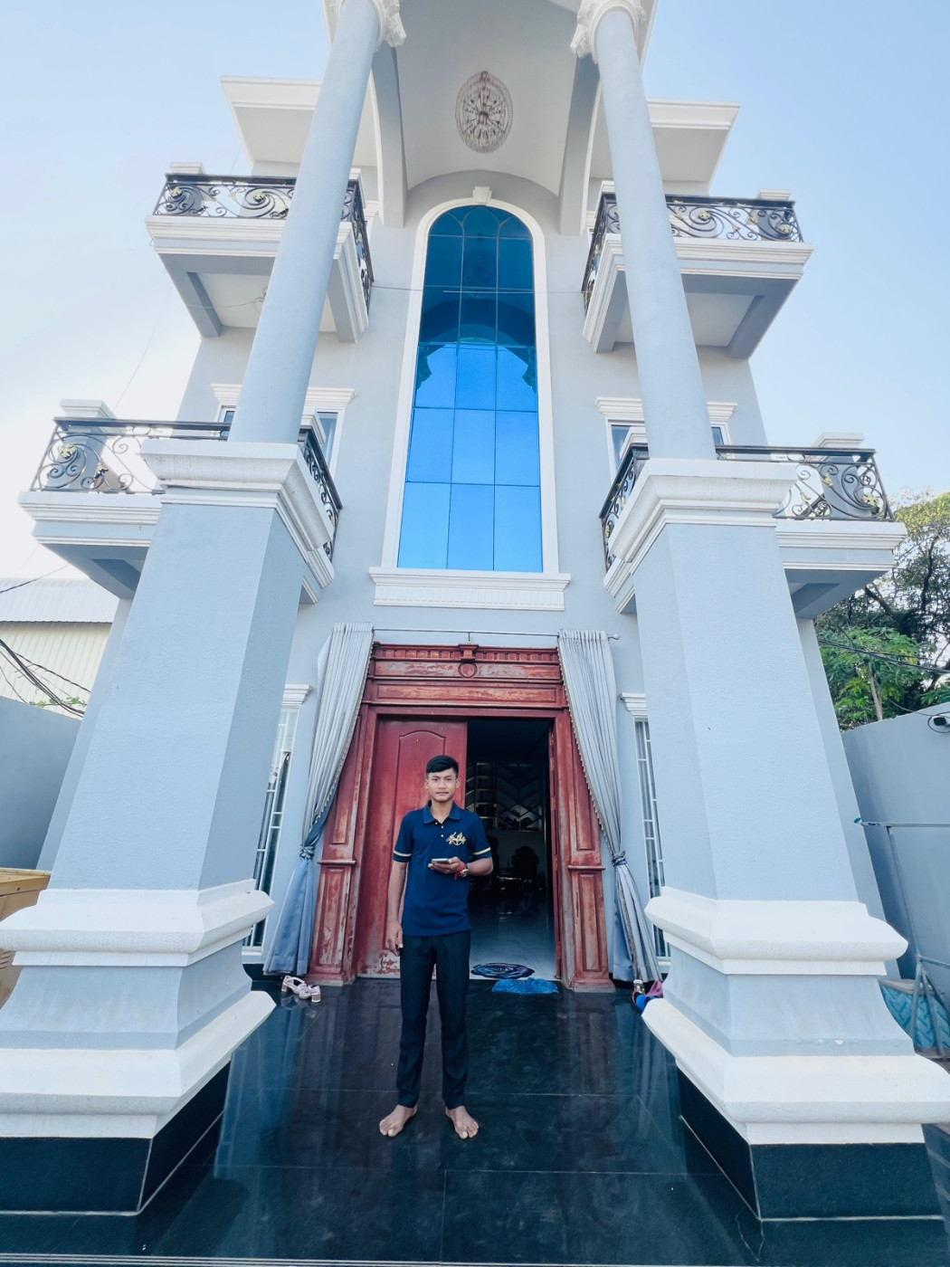សែ មករា