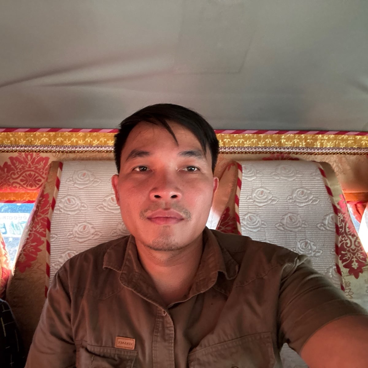 Visot Tun