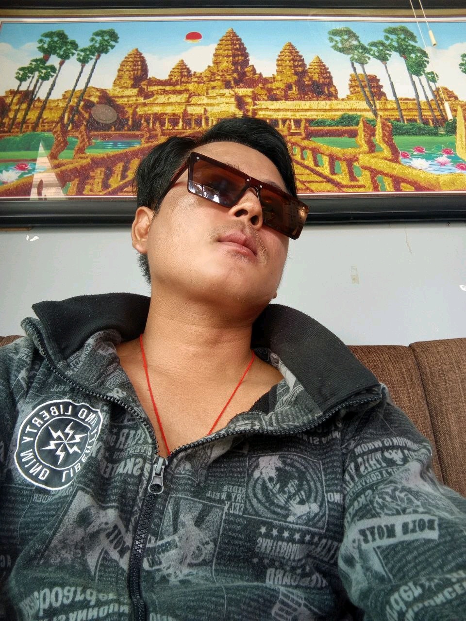 ដី ធ្លីកម្ពុជា