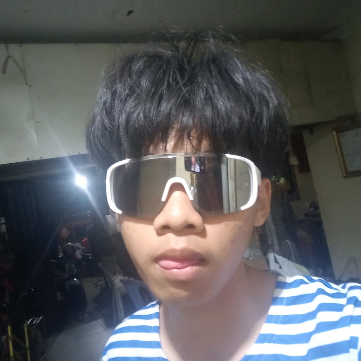 Menghaw Quick-Seller