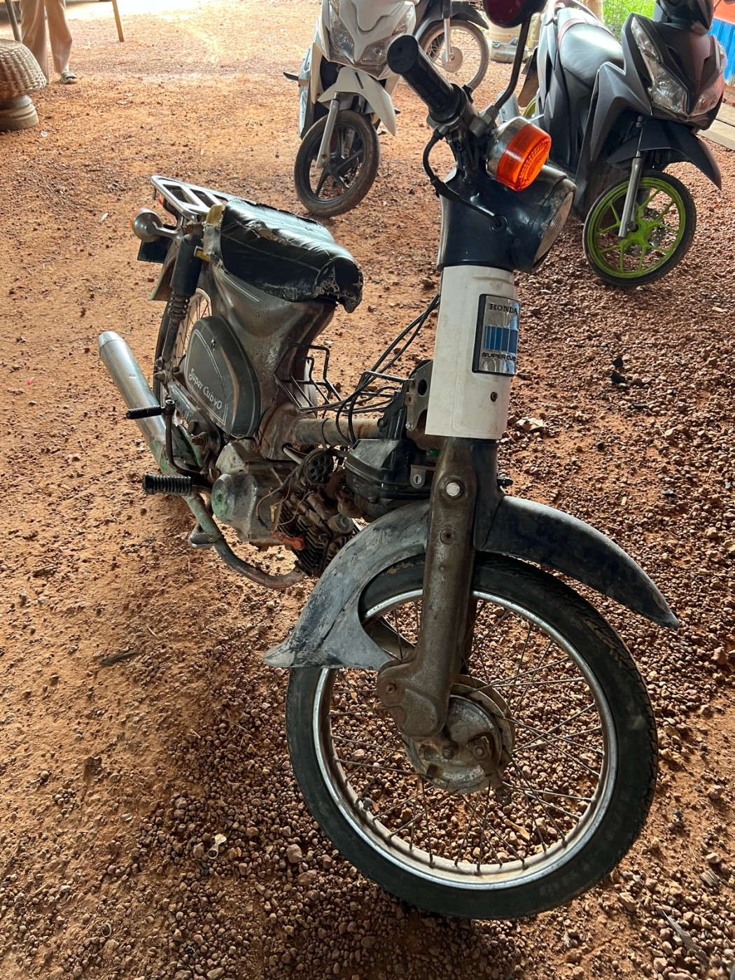 ម៉ូតូ បងចាស