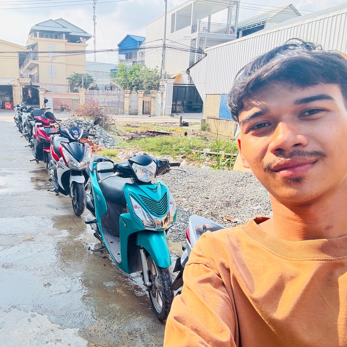 ហ៊ា តុង