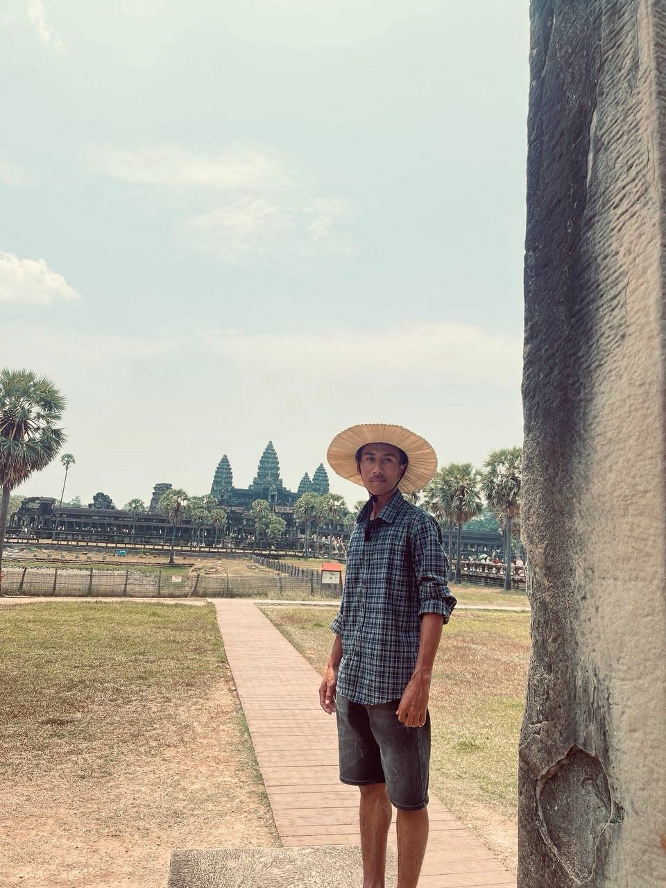 ពេជឆាង ទិញលក់រថយន្ត