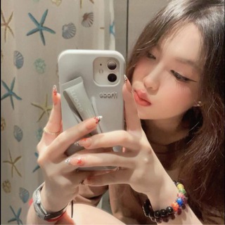 Lee Jasmine