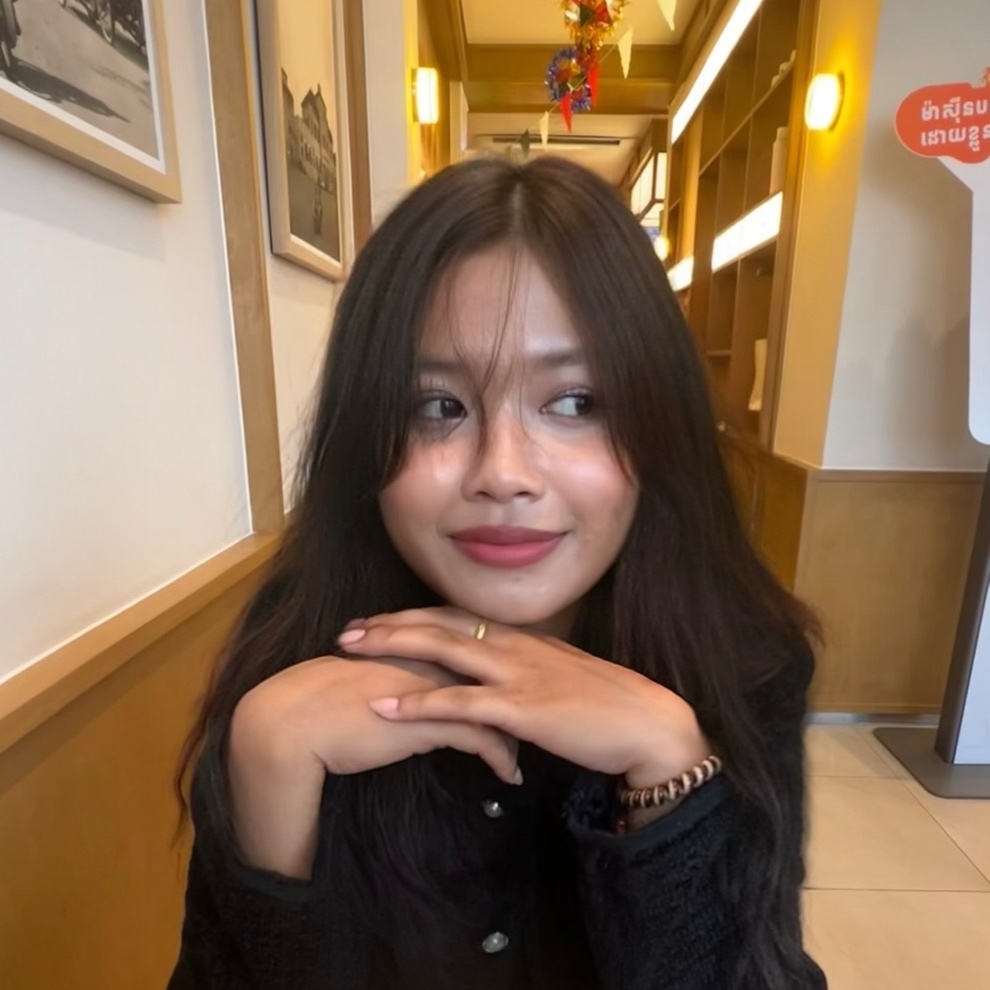 Lynna RA