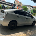 ឡាន ជួល គ្រួសារ SL