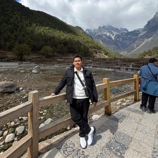 CHY TONG