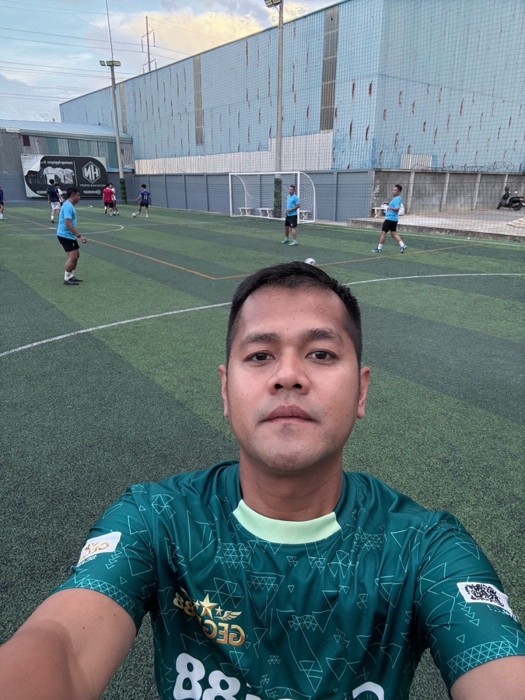 សំណាង សុខ