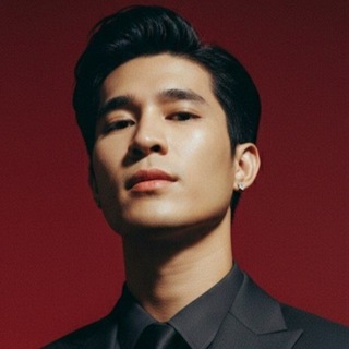 លោកឧកញ៉ា Li Meng only loves beautiful women.