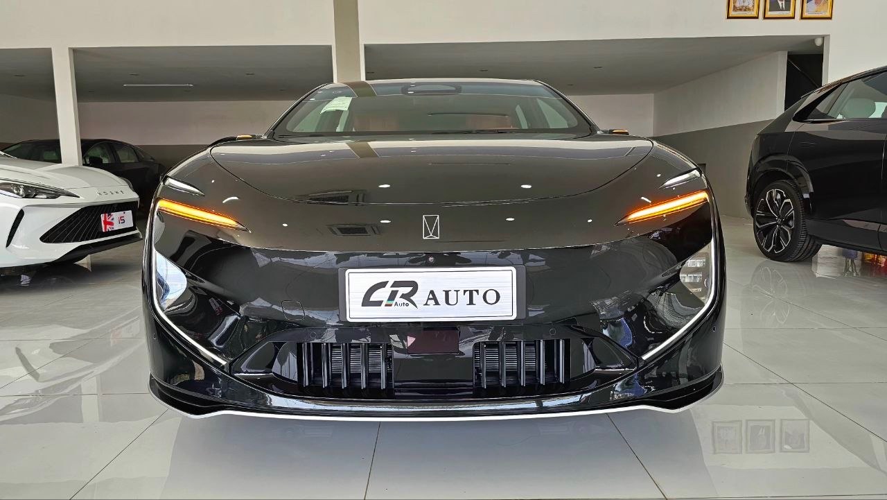 CR AUTO វណ្ណៈ