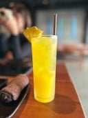 ទេពី អតិជាតិបុត្រ