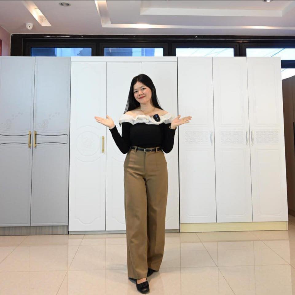 Meimei​​ លក់គ្រឿងសង្ហារឹម