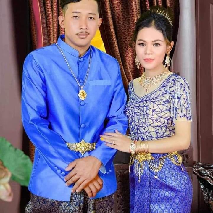 រត នា