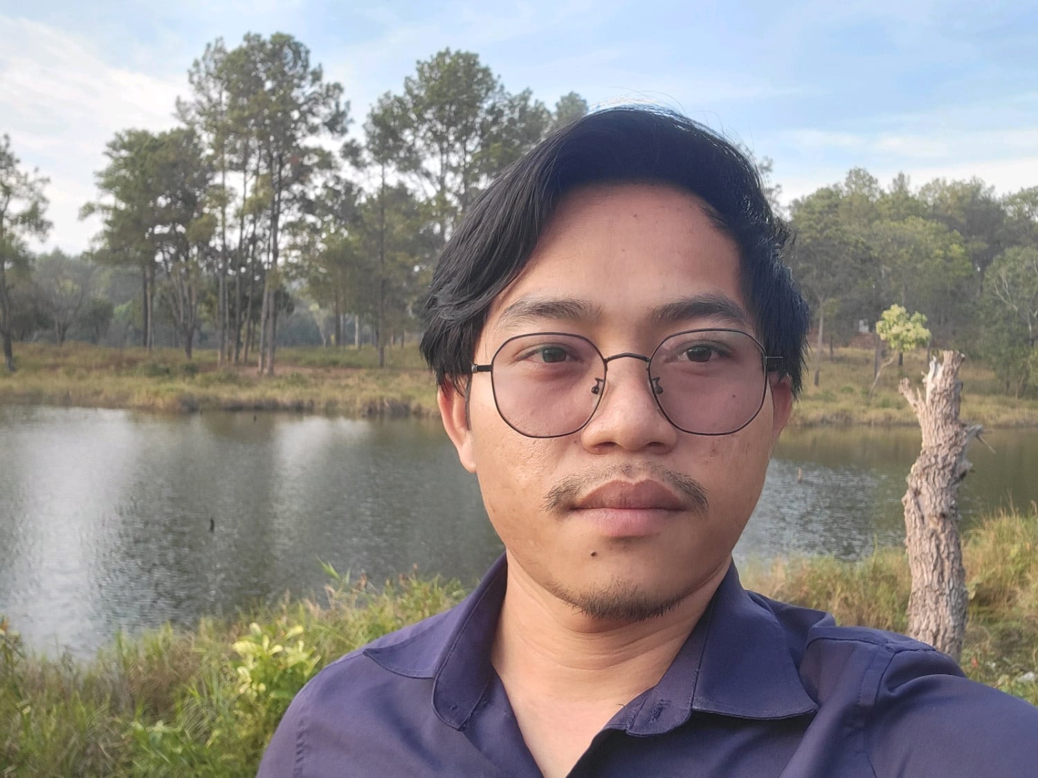 សាម្ឌី ម៉ៅ