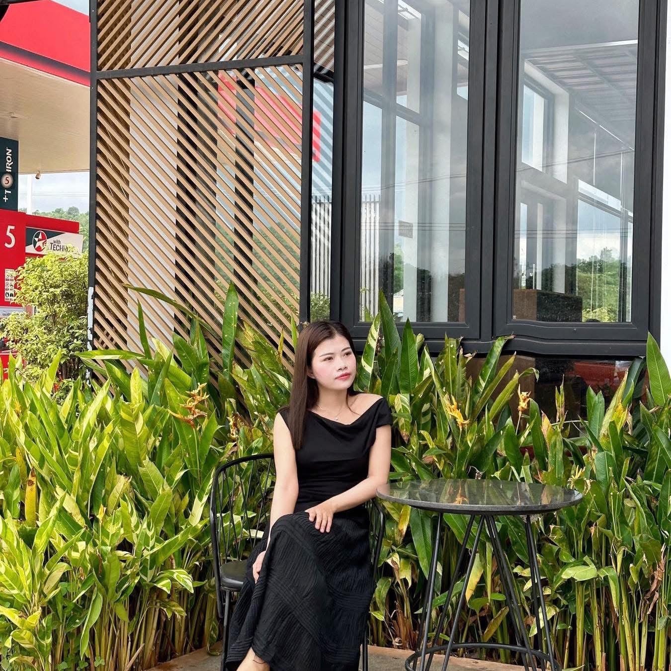 ស្រីពៅ ខែម