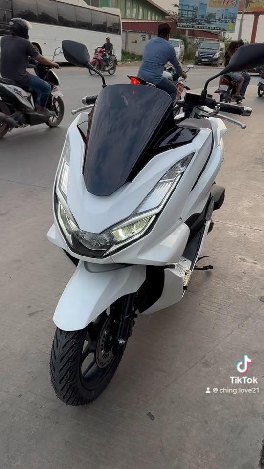 HONDA PCX 021