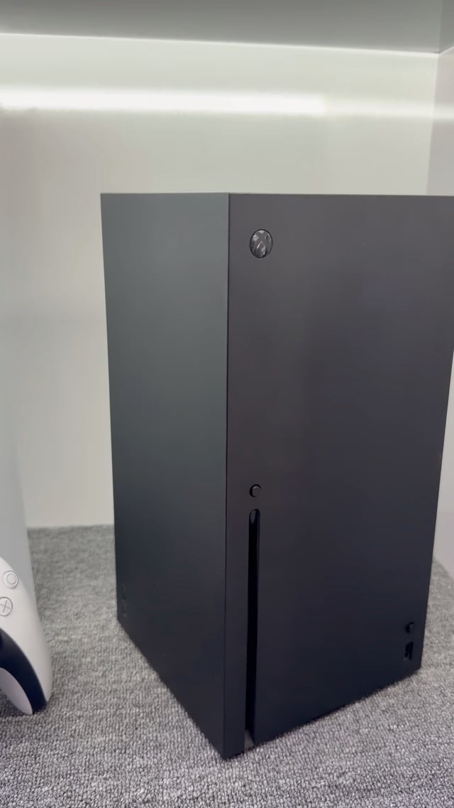 Xbox series X 1TB have disc drive