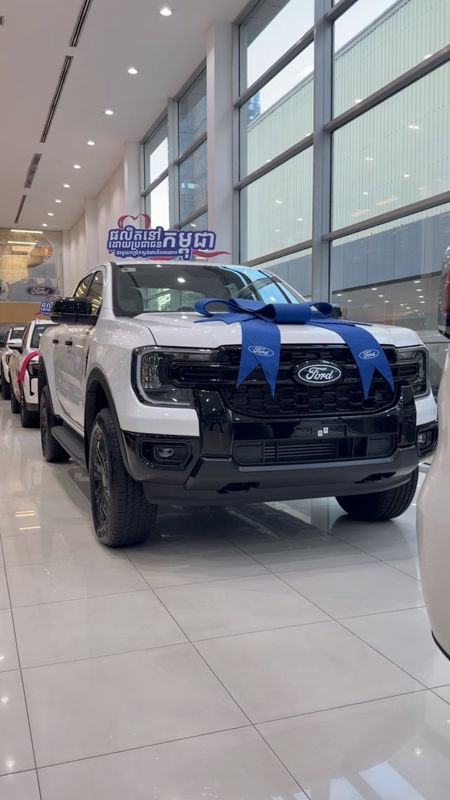 FORD RANGER SPORT 3.0L 2026 ទិញភ្លាម​  បានភ្លាម